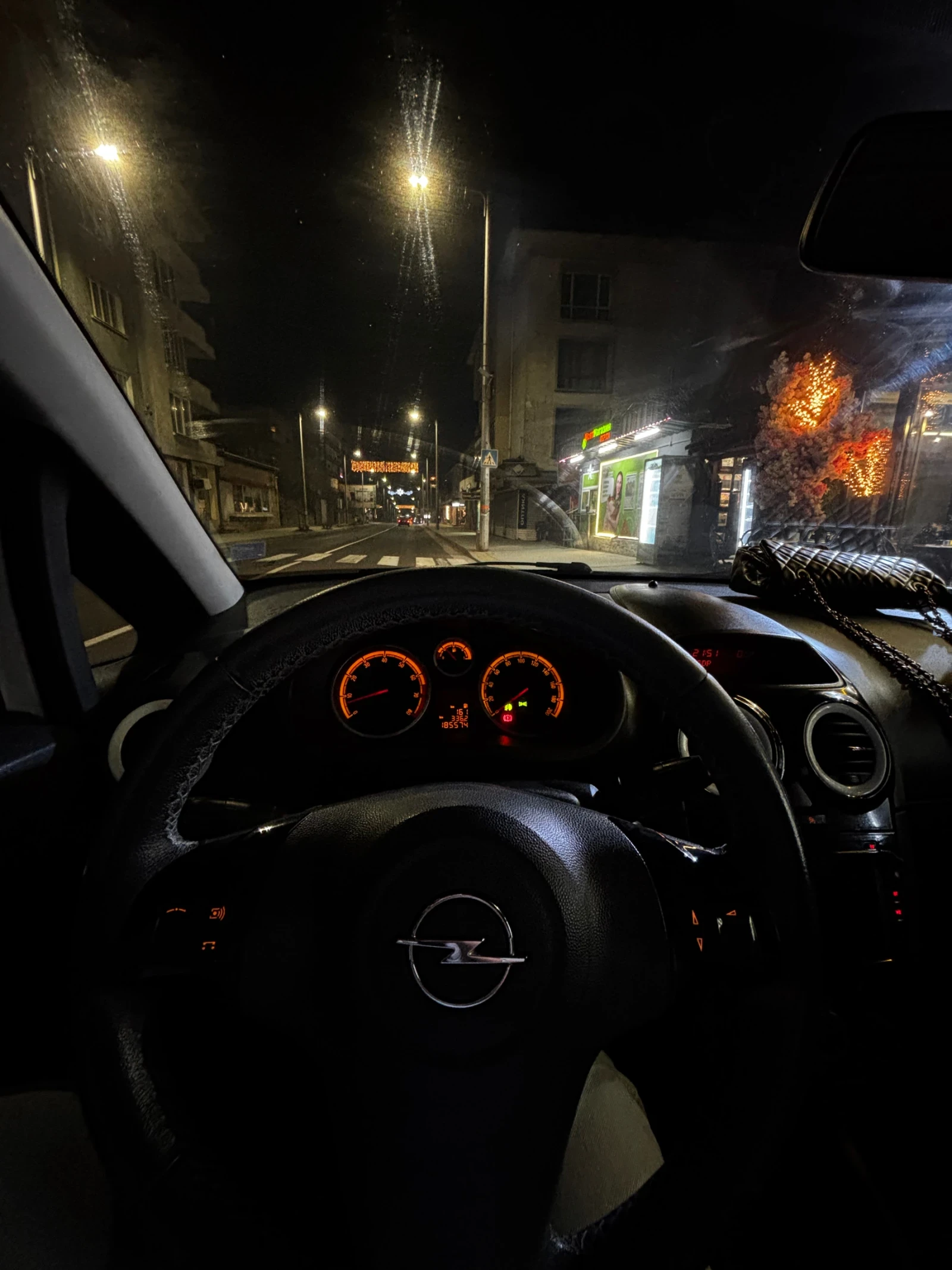 Opel Corsa, снимка 8 - Автомобили и джипове - 53882332