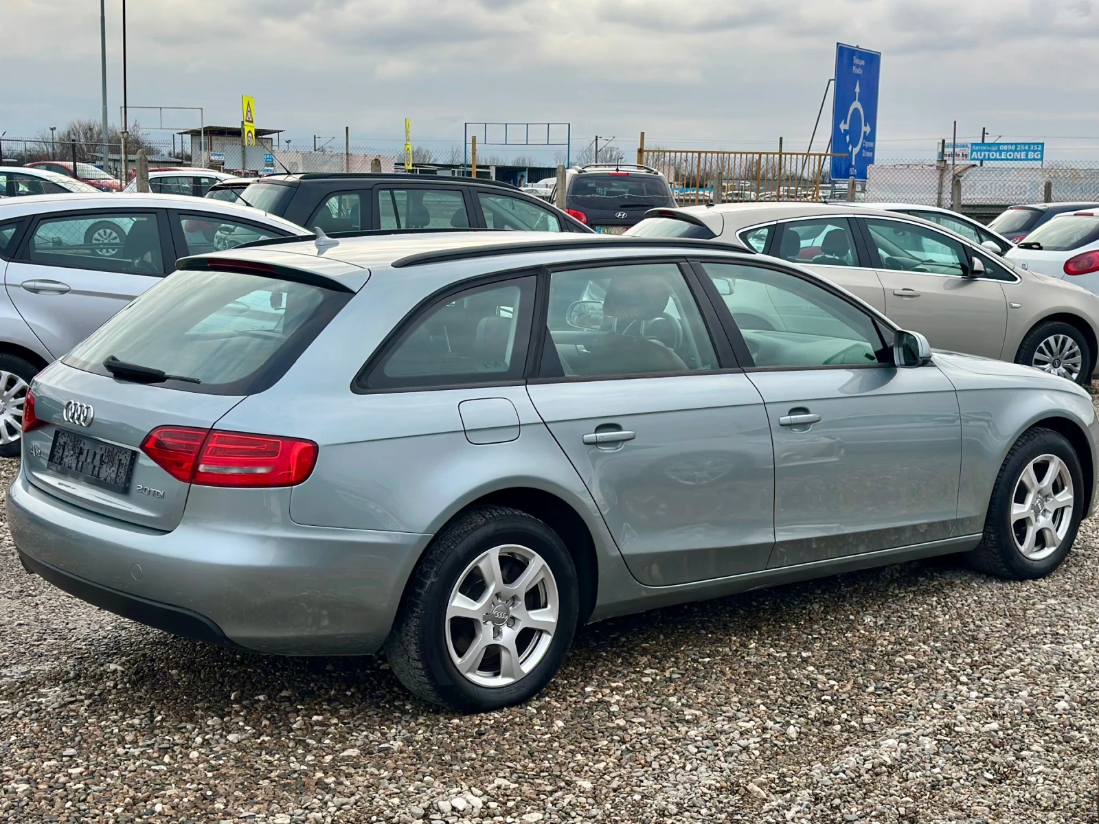 Audi A4 2.0TDi 170кс BLIND SPOT* КОЖА* НАВИГАЦИЯ - изображение 4