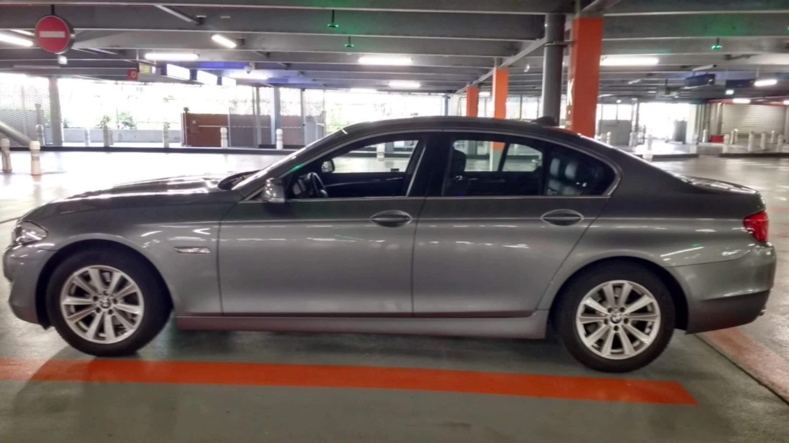 BMW 520, снимка 8 - Автомобили и джипове - 53744538