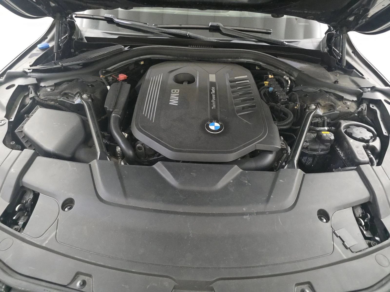 BMW 740 M* SPORT* HARMON* KARDON* ХЕДЪП* LANE* ASSIST* , снимка 14 - Автомобили и джипове - 53806020