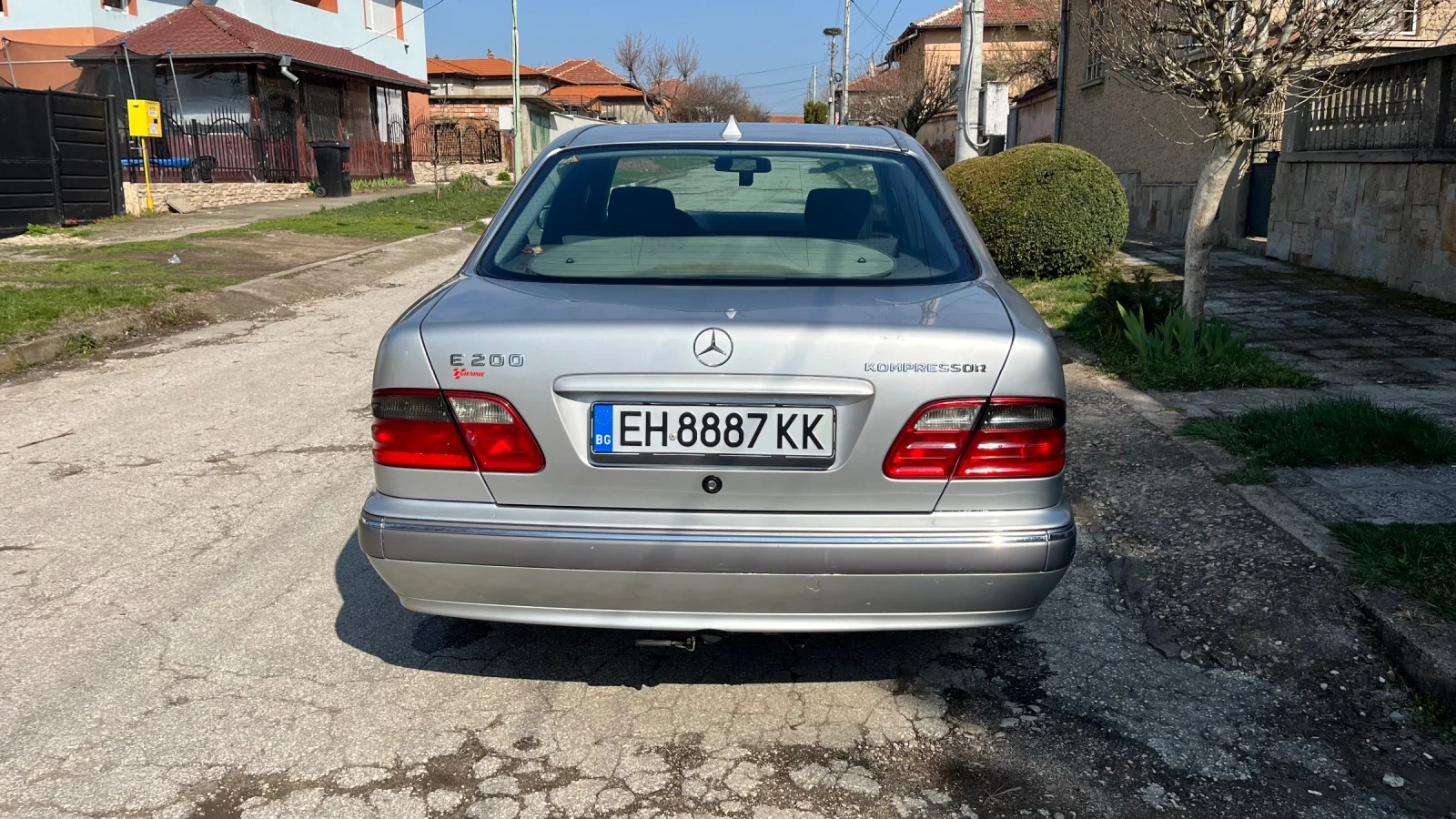 Mercedes-Benz E 200 Kompressor, снимка 6 - Автомобили и джипове - 53969883
