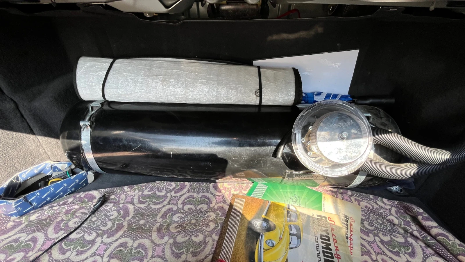 Mercedes-Benz E 200 Kompressor, снимка 12 - Автомобили и джипове - 53969883