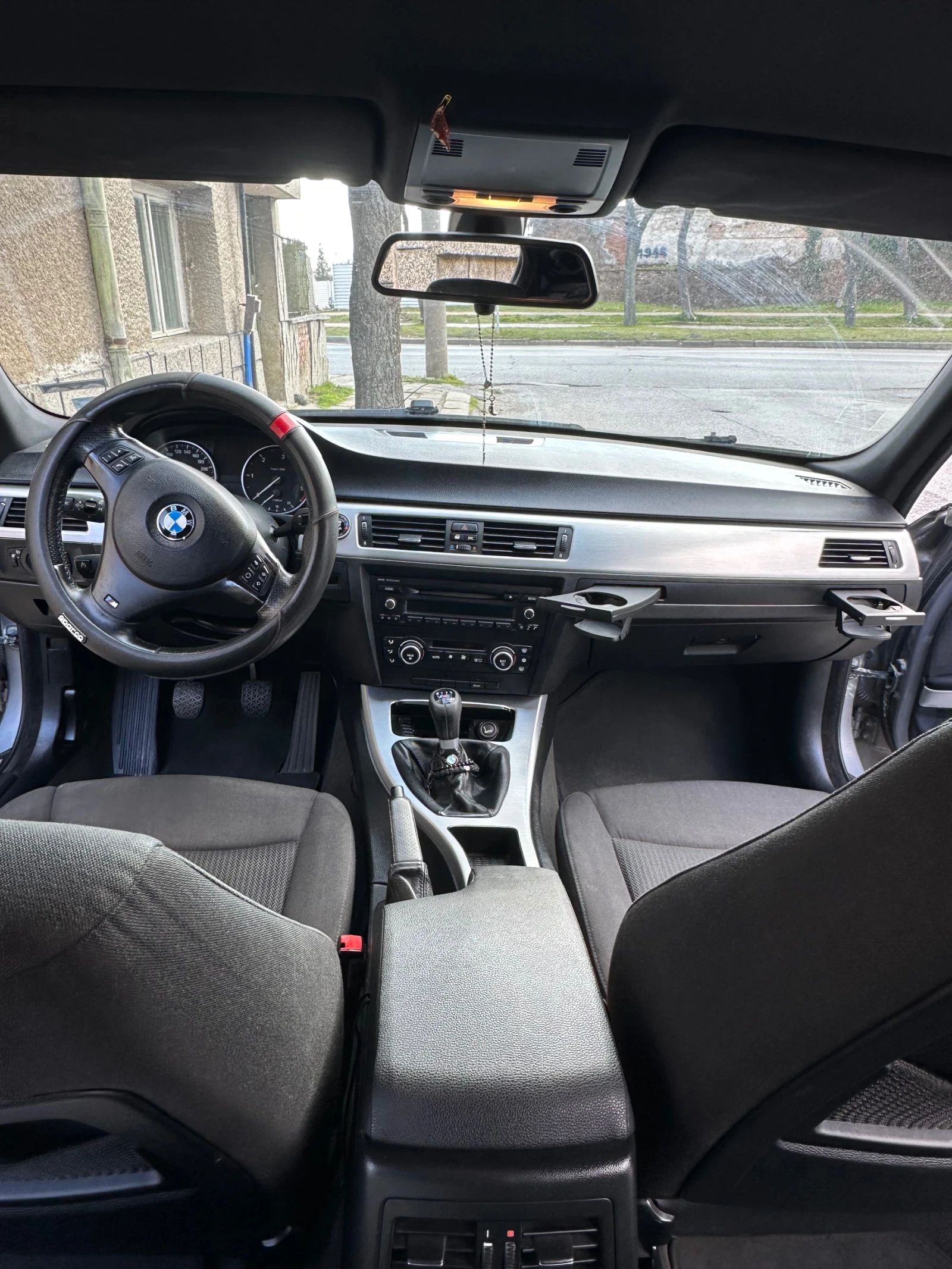 BMW 318 FACELIFT , снимка 4 - Автомобили и джипове - 54019214