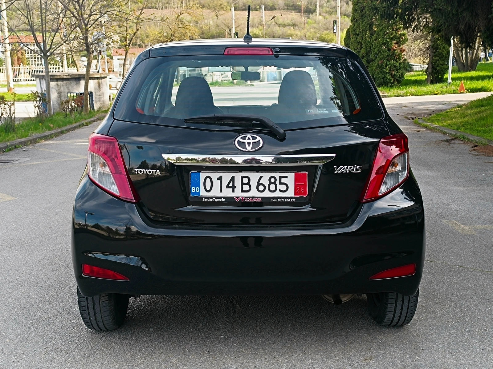 Toyota Yaris 1.0i 70 k.c 102 000km., снимка 4 - Автомобили и джипове - 54156111