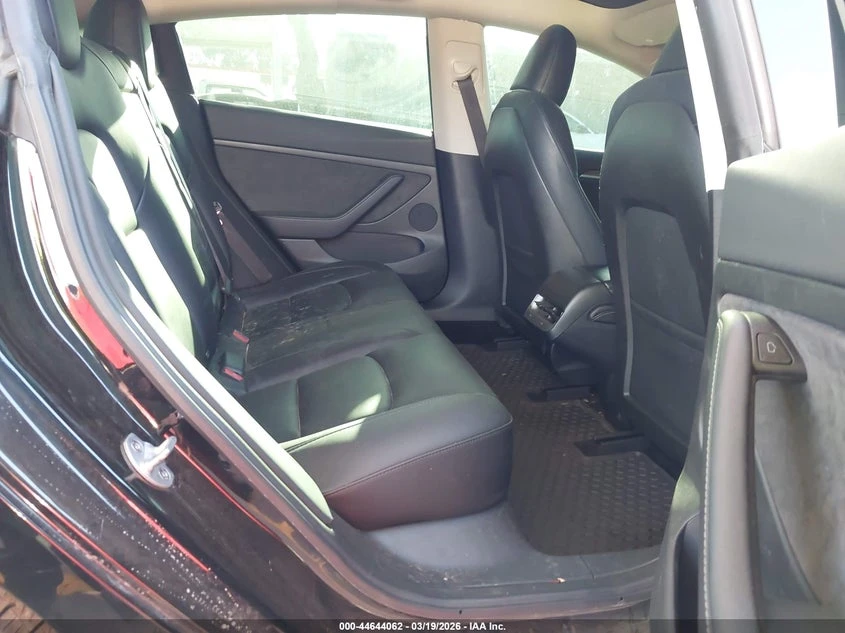 Tesla Model 3 Rear-Wheel Drive, снимка 8 - Автомобили и джипове - 54435717