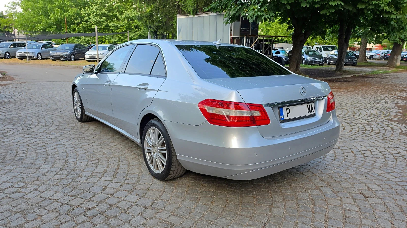 Mercedes-Benz E 220 CDI 170k.c., снимка 5 - Автомобили и джипове - 54869279