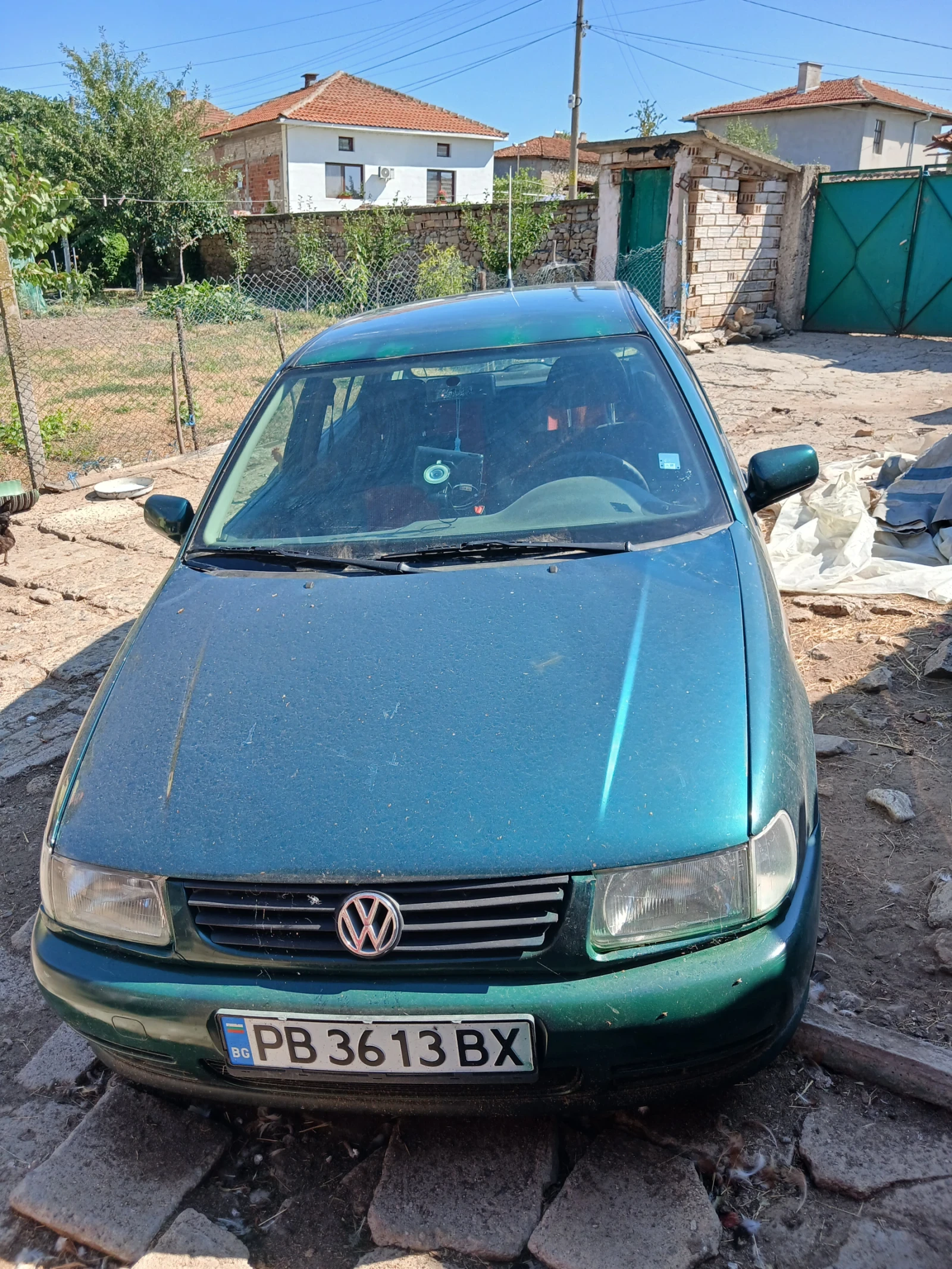 VW Polo