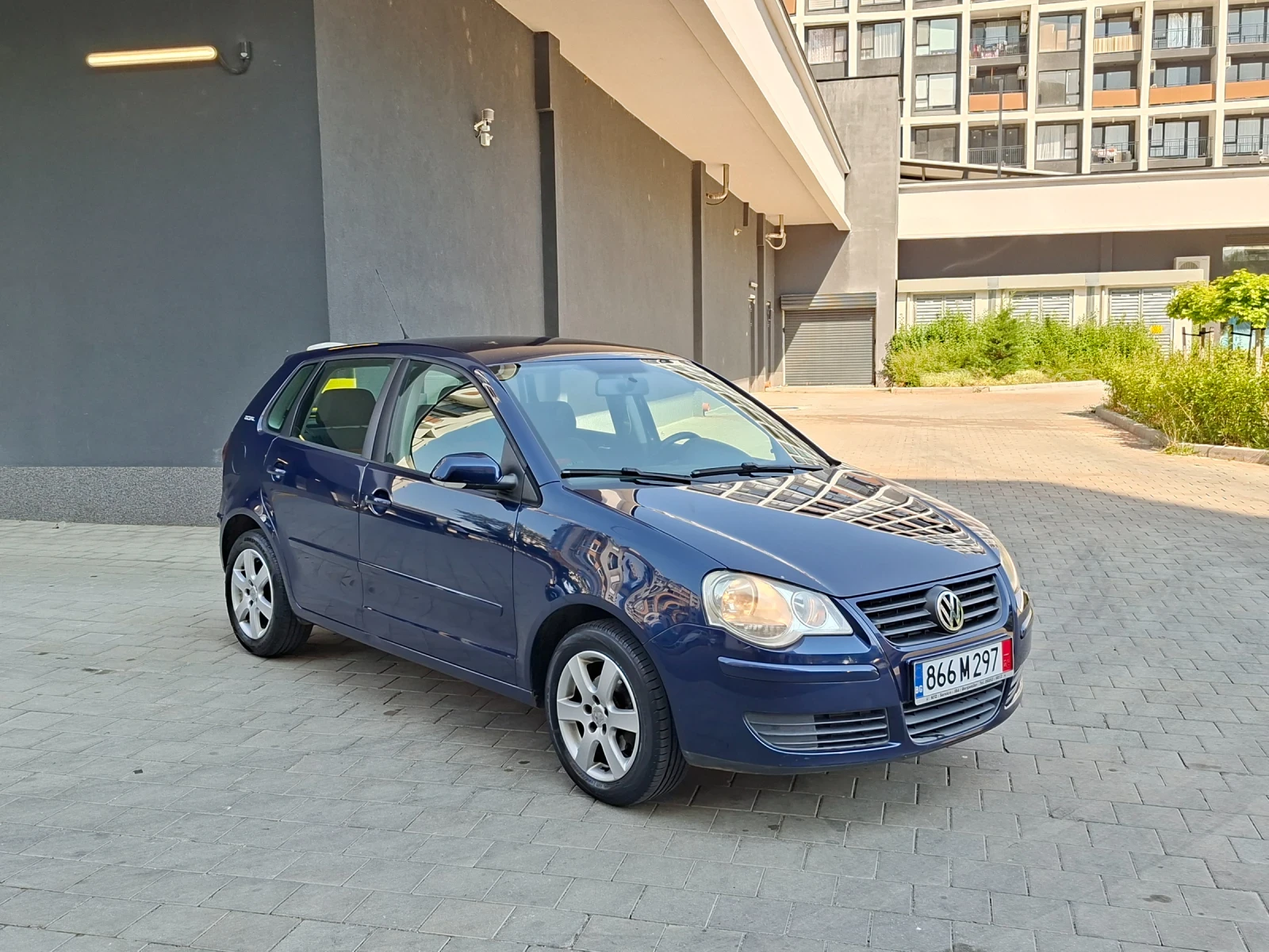 VW Polo 1.4i 75кс