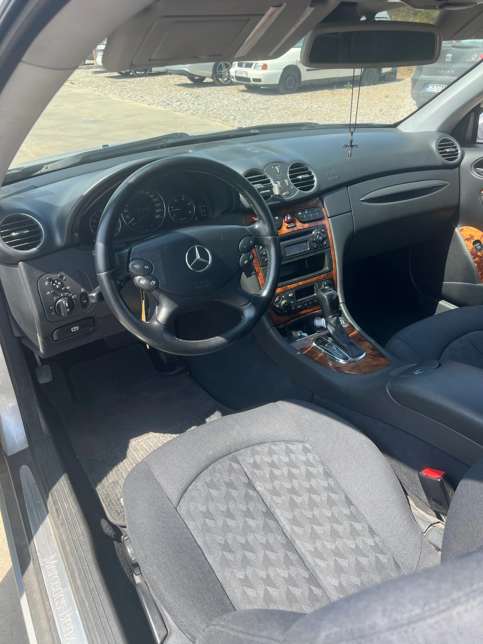 Mercedes-Benz CLK 270 CDI , снимка 9 - Автомобили и джипове - 55654387
