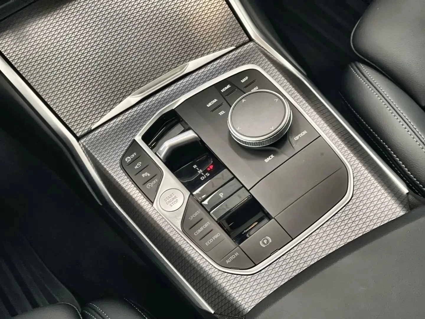 BMW 340 M xDrive Premium ЦЕНА ДО БЪЛГАРИЯ АВТОКРЕДИТ, снимка 15 - Автомобили и джипове - 55779924