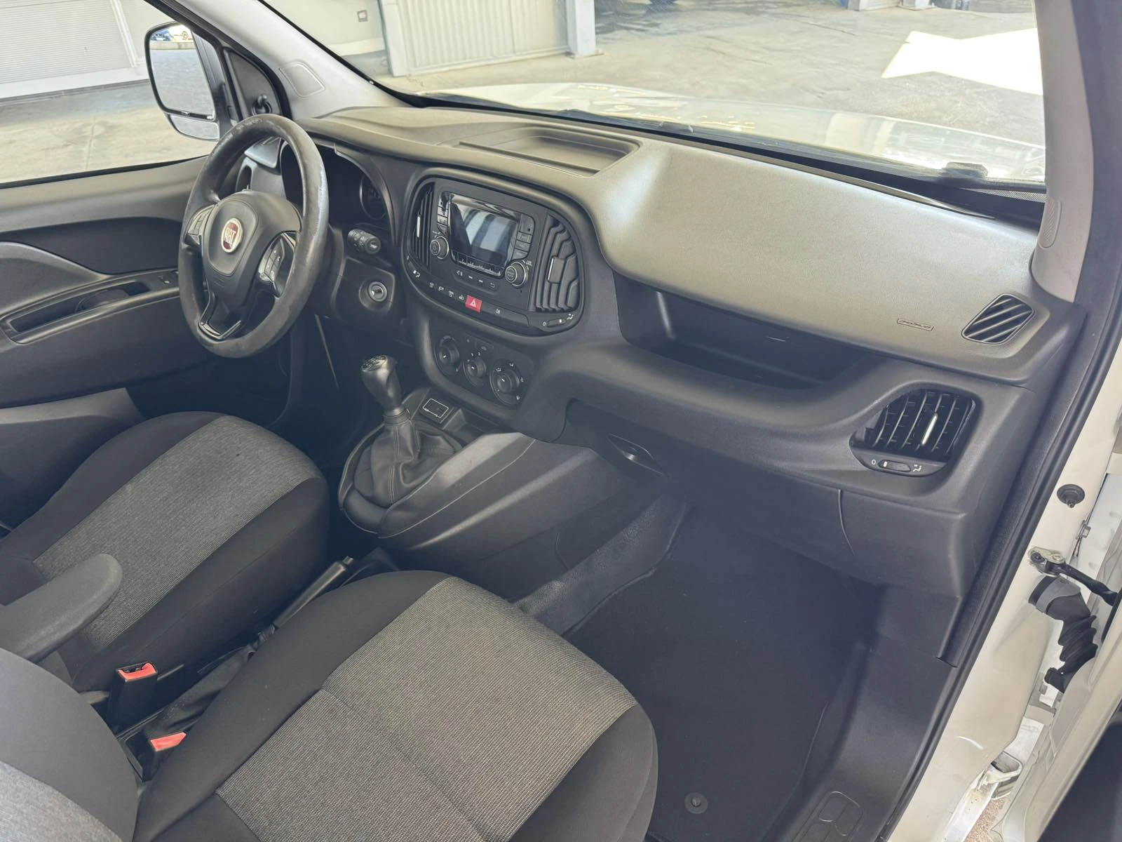 Fiat Doblo D* 95ps* КЛИМАТИК* , снимка 11 - Автомобили и джипове - 55975711