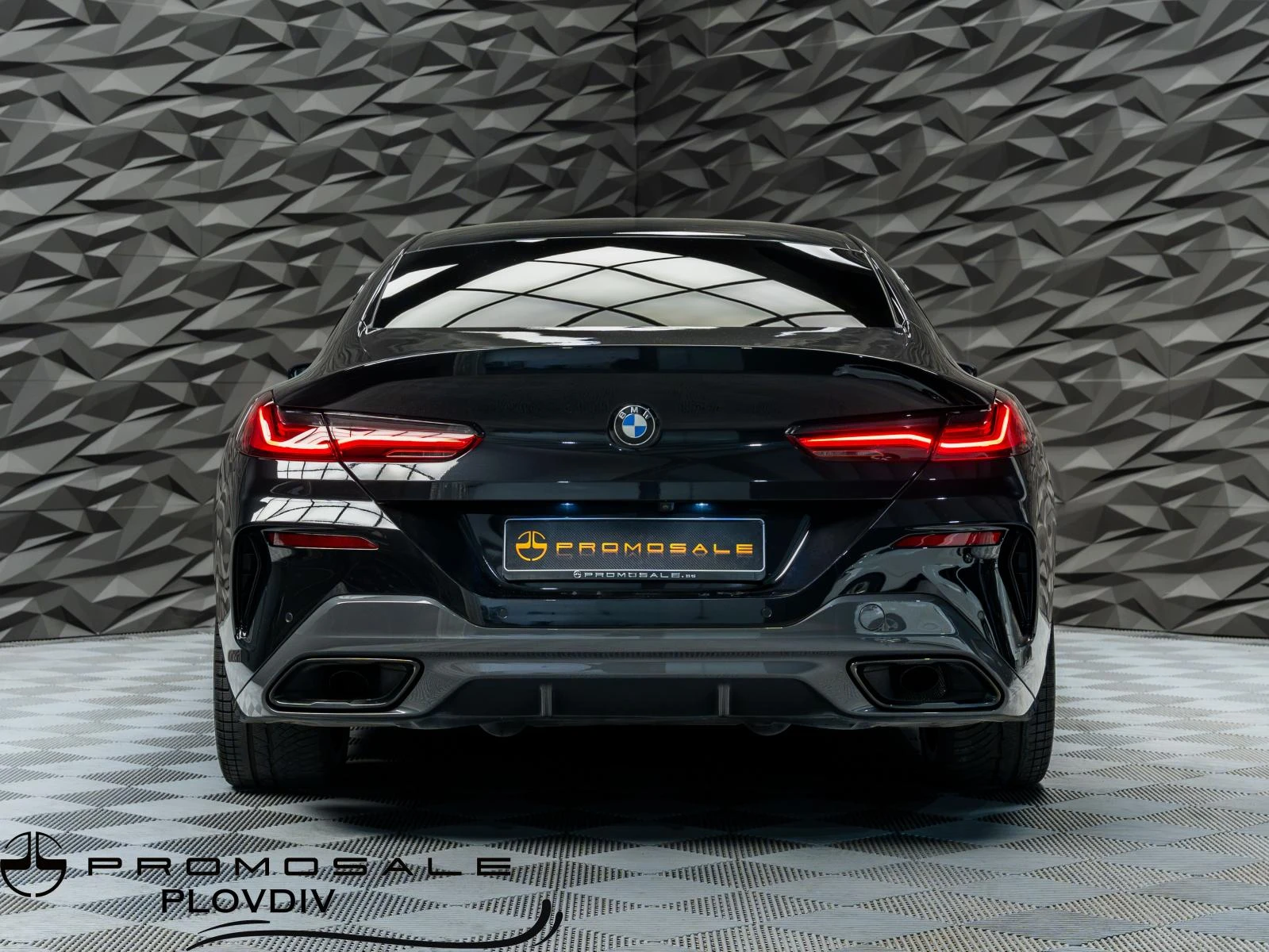 BMW 840 D* XDRIVE* M-PACK* H&K* 360* HUD* SOFTCLOSE* , снимка 5 - Автомобили и джипове - 55995584
