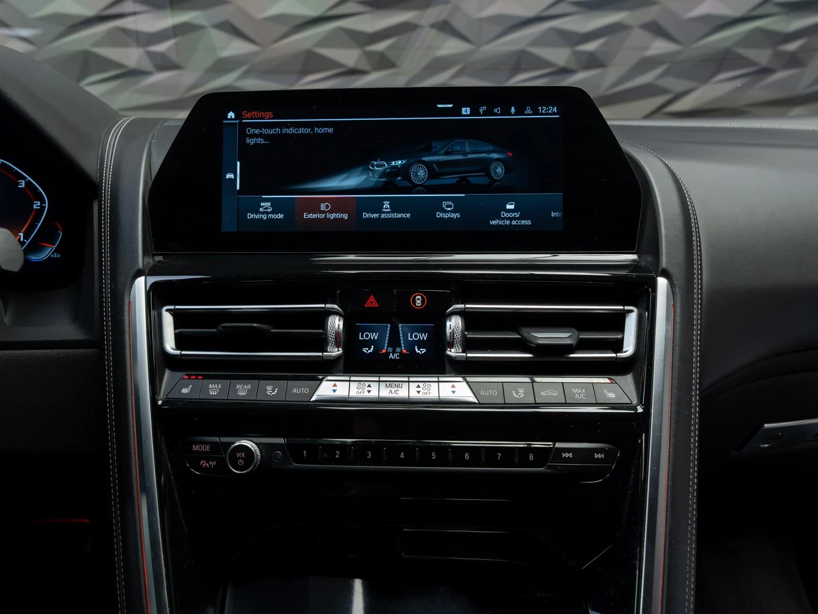BMW 840 D* XDRIVE* M-PACK* H&K* 360* HUD* SOFTCLOSE* , снимка 16 - Автомобили и джипове - 55995584