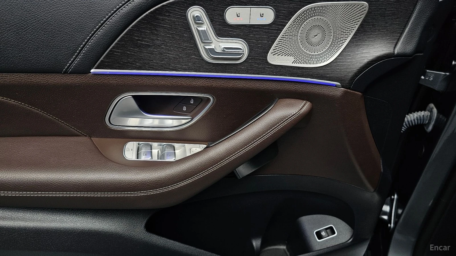 Mercedes-Benz GLE 450 AMG Line| BLACK WOOD| AIR| 360| VENTED S| HUD, снимка 9 - Автомобили и джипове - 56136871