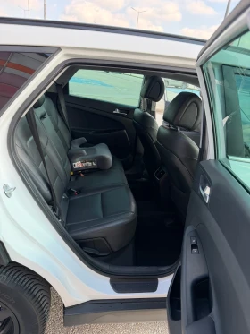 Hyundai Tucson 2.0 CRDI, снимка 11