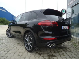     Porsche Cayenne 3.0 D 262kc PLATINUM EDITION