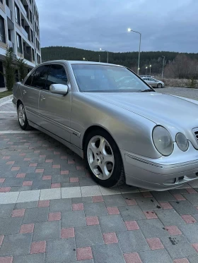 Mercedes-Benz E 320, снимка 3