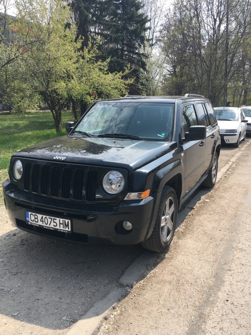 Jeep Patriot 2.2 CRD OM651, снимка 1 - Автомобили и джипове - 43611379