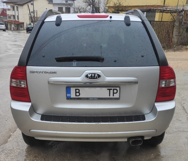 Kia Sportage, снимка 2 - Автомобили и джипове - 47554628