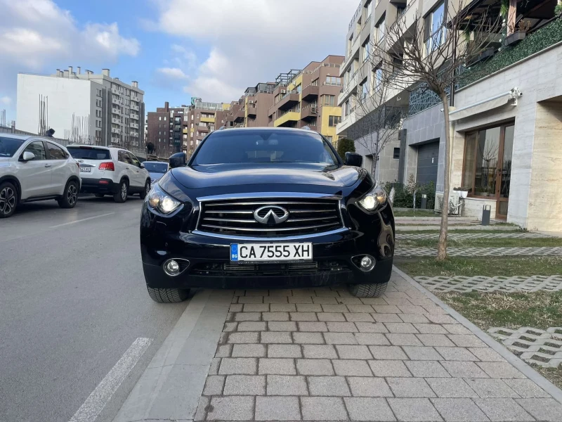 Infiniti QX70 S, снимка 5 - Автомобили и джипове - 49171026