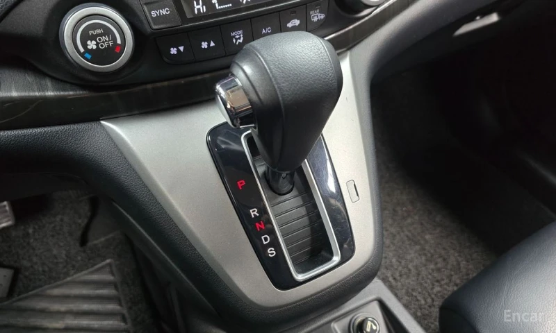 Honda Cr-v, снимка 9 - Автомобили и джипове - 53242282