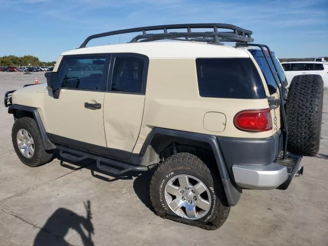 Toyota Fj cruiser Прогнозна цена 28000лв до София , снимка 4 - Автомобили и джипове - 48636790