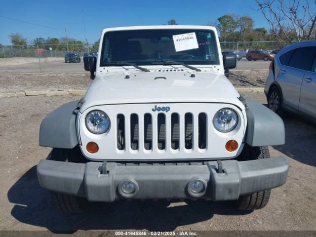 Jeep Wrangler SPORT AWD CARFAX АВТО КРЕДИТИРАНЕ  - изображение 3