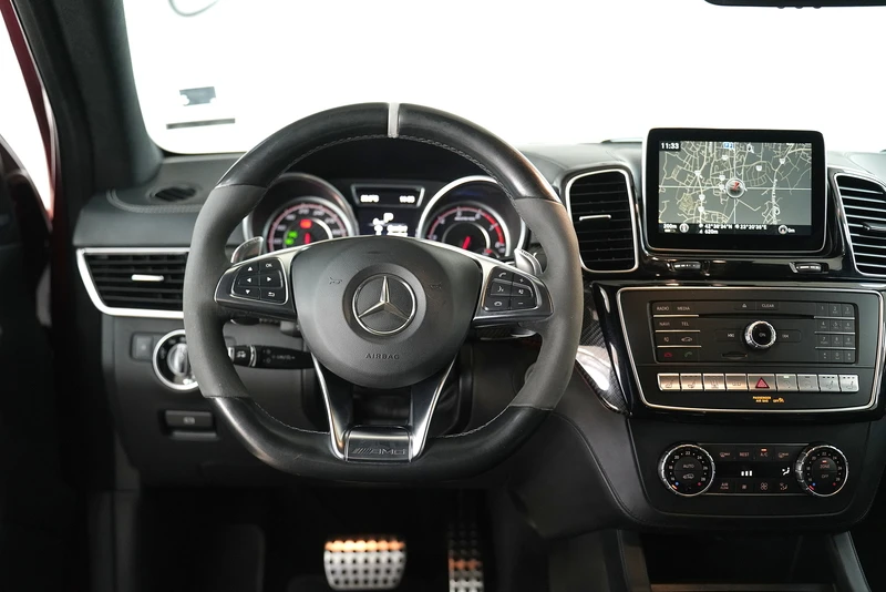 Mercedes-Benz GLE 63 S AMG Coupe 4Matic Exclusive Night Package, снимка 10 - Автомобили и джипове - 52706676