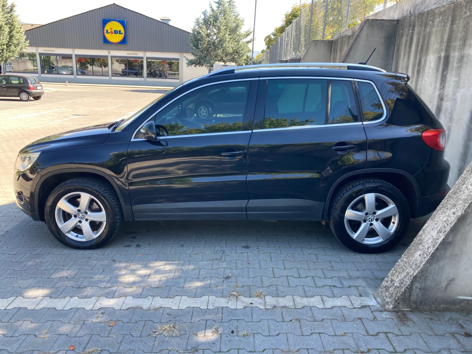 VW Tiguan 2.0TDI - изображение 7