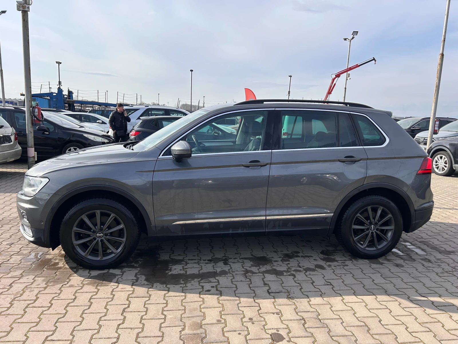 VW Tiguan 2.0TDI AVTOMAT/NAVI EURO 6 - изображение 9