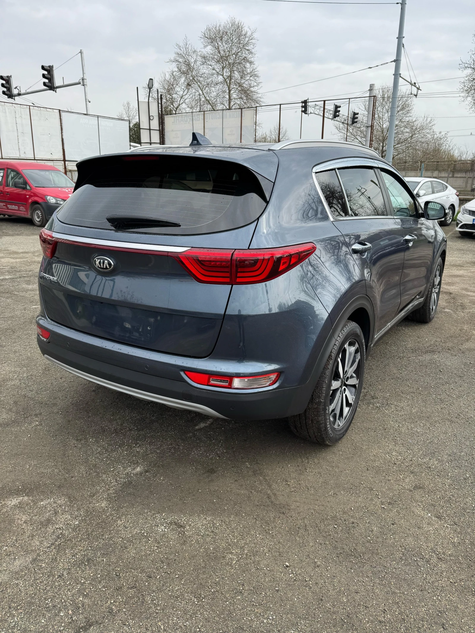 Kia Sportage 1.7 CRDI - изображение 2