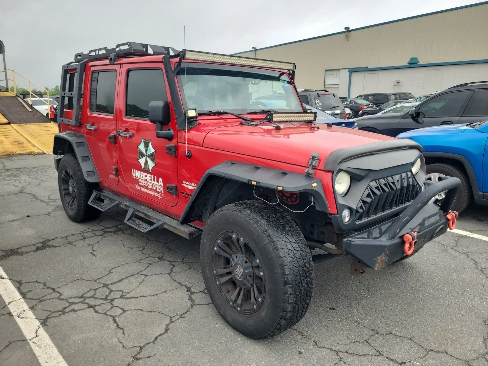 Jeep Wrangler 2014 Jeep Wrangler Unlimited Sahara - изображение 3