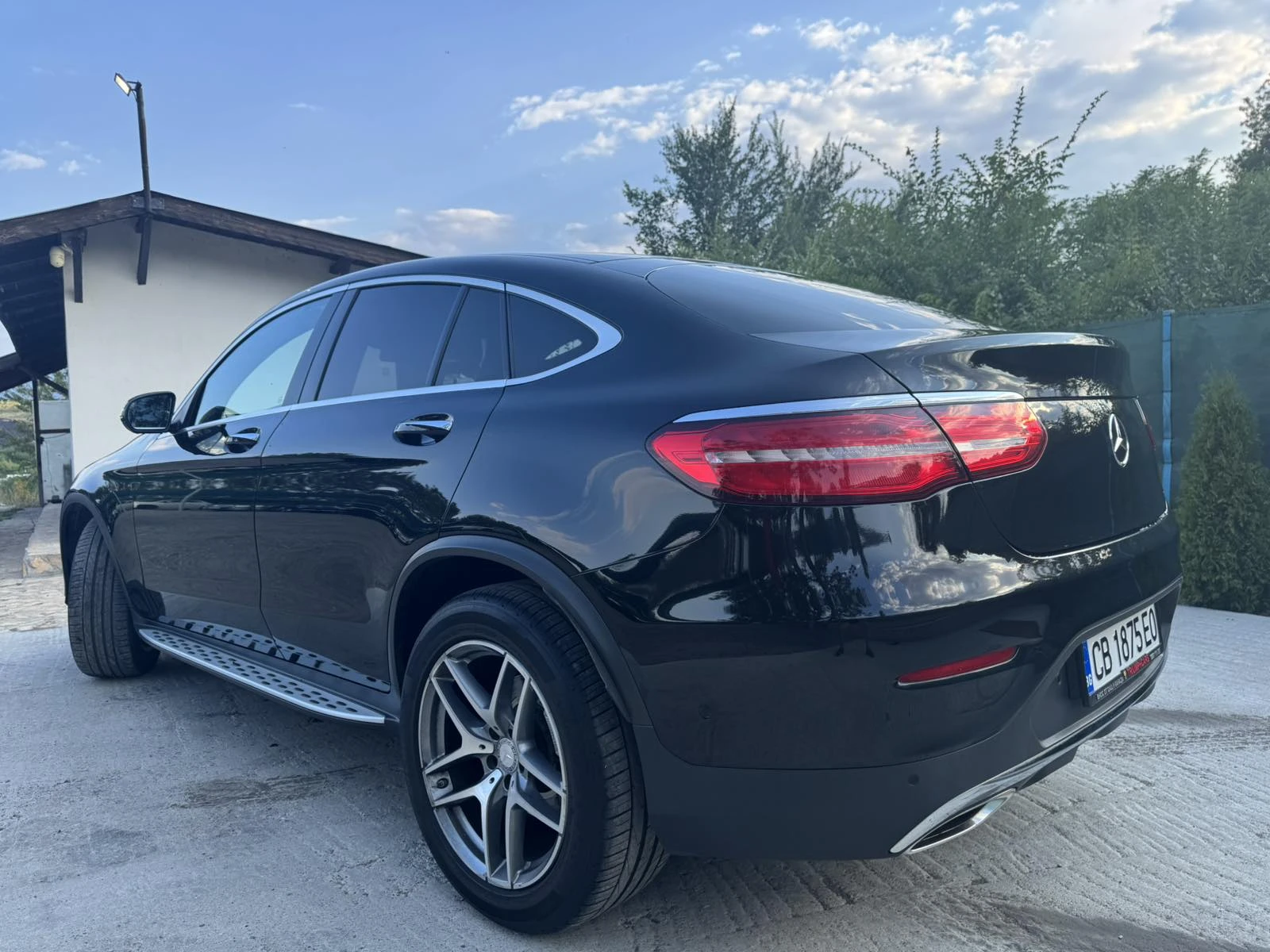 Mercedes-Benz GLC 250 AMG пакет* АВТОФИНАНСИРАНЕ* БЕЗ ПЪРВОНАЧАЛНА ВНОСК - изображение 3