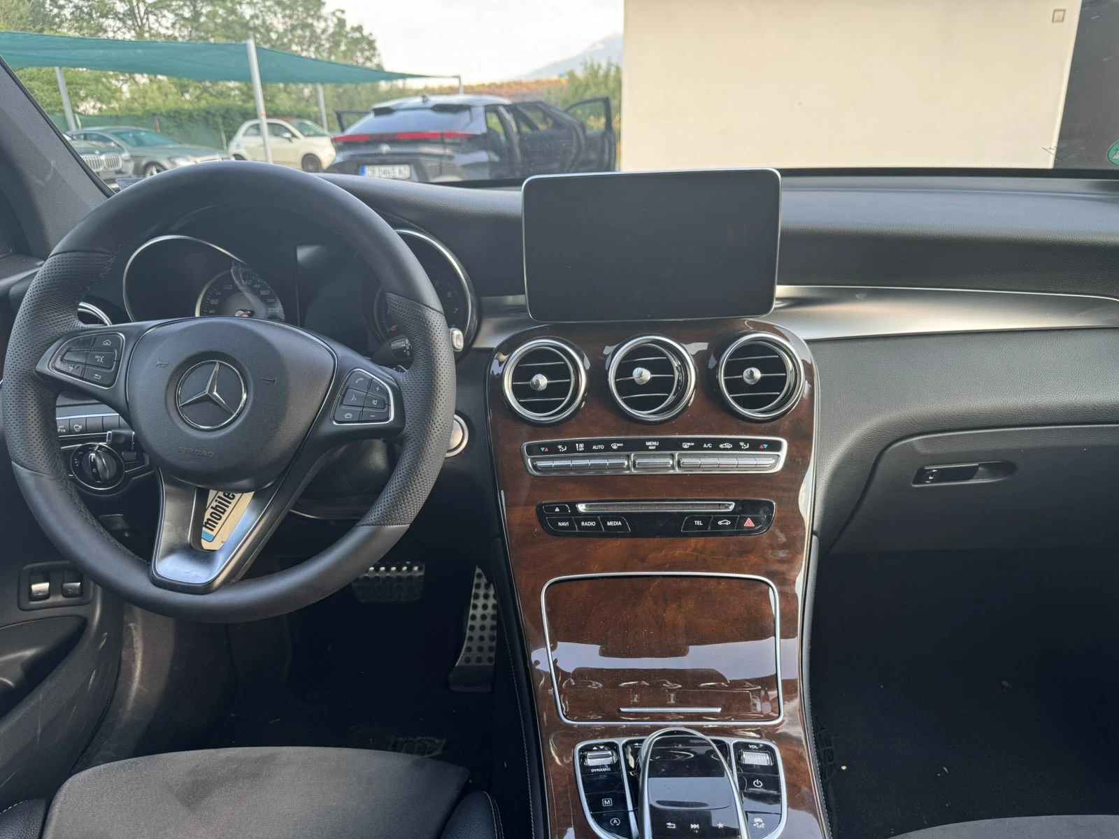 Mercedes-Benz GLC 250 AMG пакет* АВТОФИНАНСИРАНЕ* БЕЗ ПЪРВОНАЧАЛНА ВНОСК - изображение 8