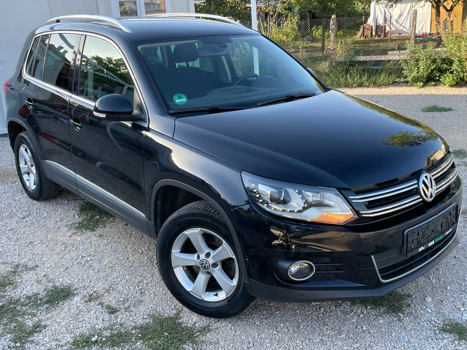 VW Tiguan 2.0TDI/FACE/АВТОМАТ/АЛКАНТАРА/СЕРВИЗНА ИСТОРИЯ/4x4 - изображение 3