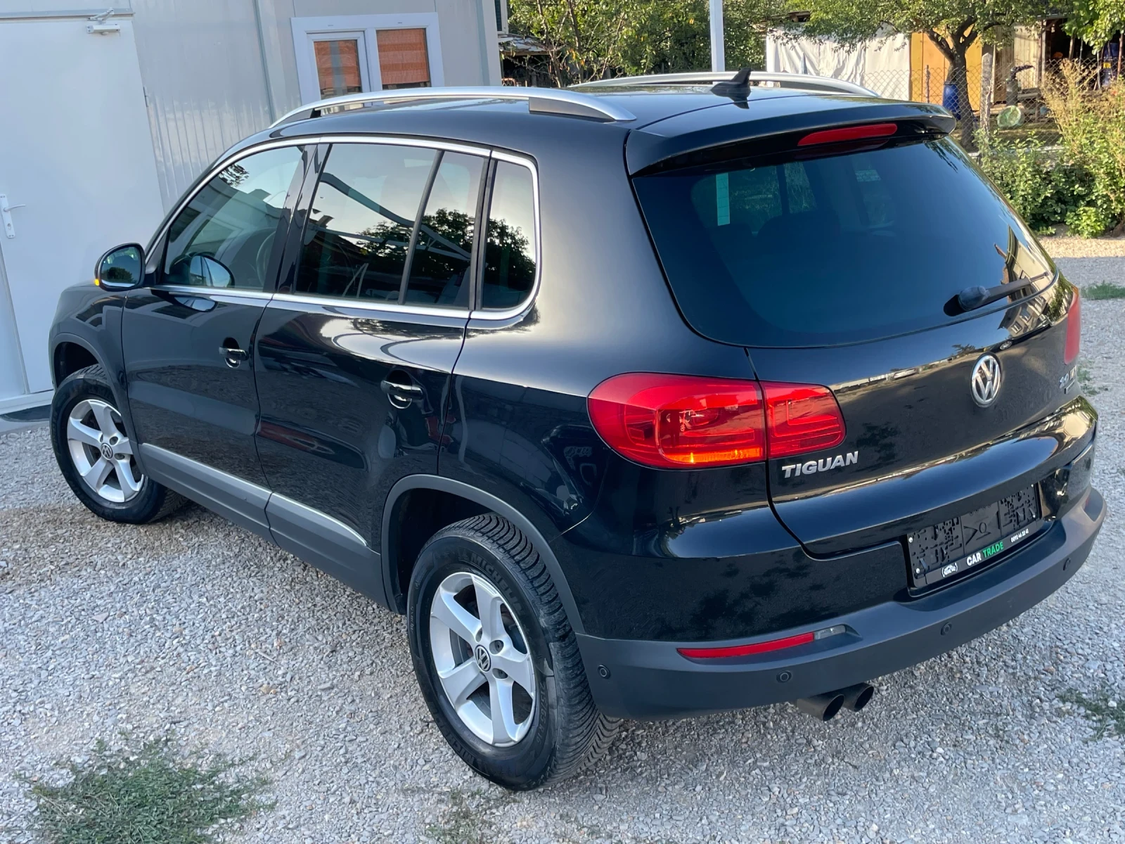 VW Tiguan 2.0TDI/FACE/АВТОМАТ/АЛКАНТАРА/СЕРВИЗНА ИСТОРИЯ/4x4 - изображение 6