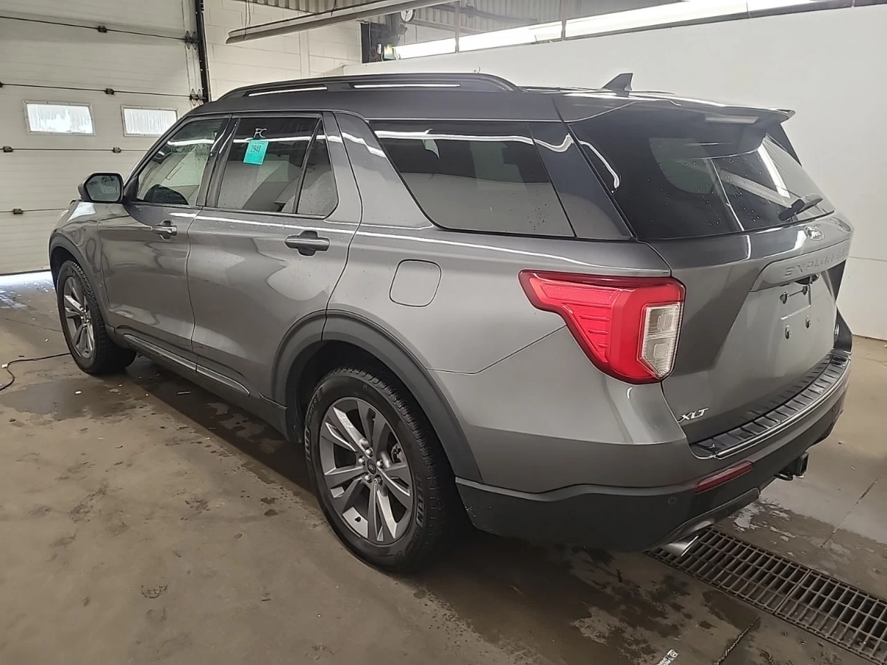 Ford Explorer * АВТО КРЕДИТ* ЦЕНА ДО БГ * СЕРВИЗНА ИСТОРИЯ *  - изображение 4