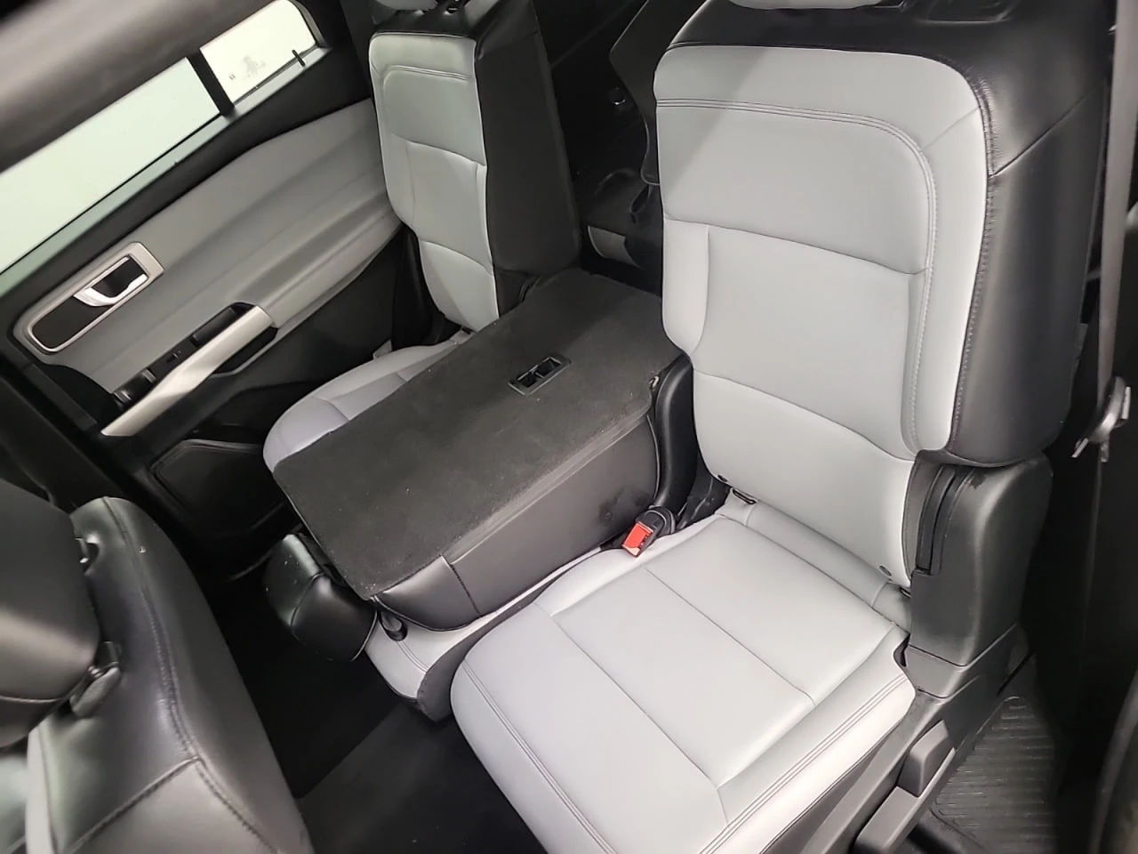 Ford Explorer *  *    *   *  | Mobile.bg   13