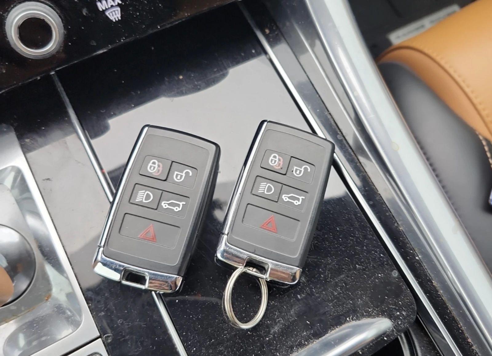 Land Rover Range Rover Sport SVR | Mobile.bg   6