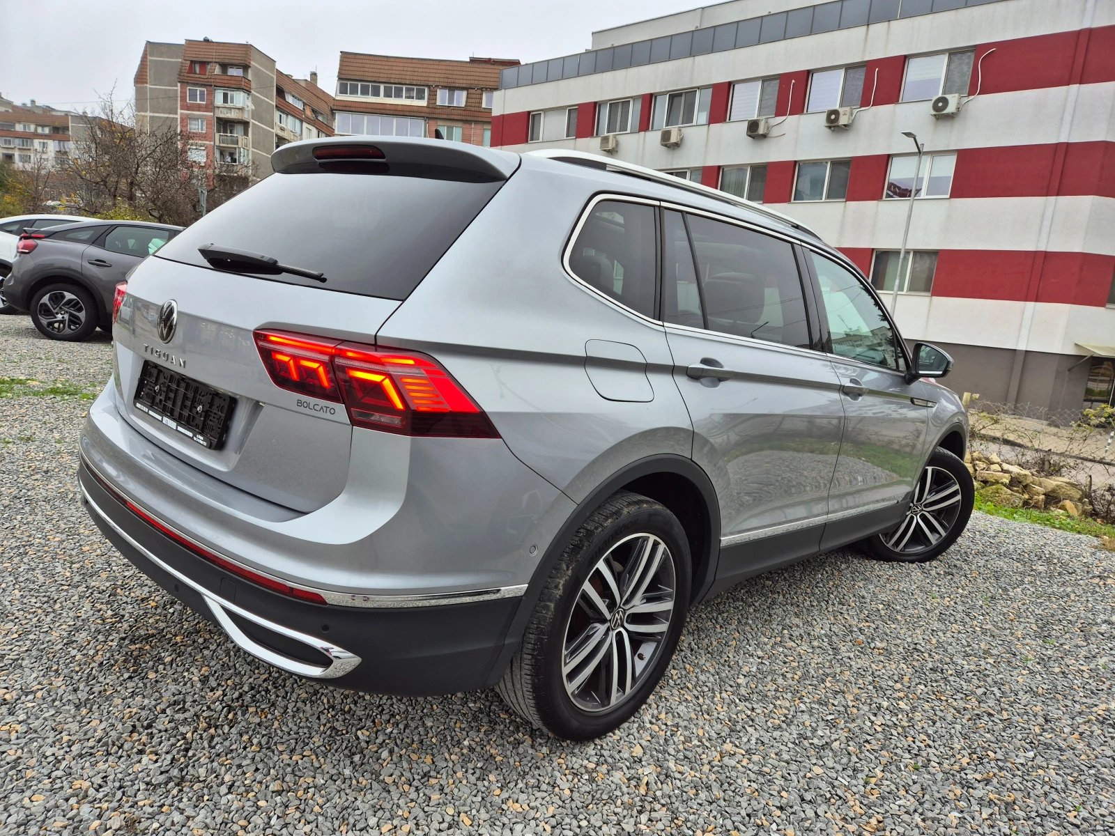 VW Tiguan ALLSPACE 2.0 TDI-PANORAMA-LED-PODGREV | Mobile.bg   2