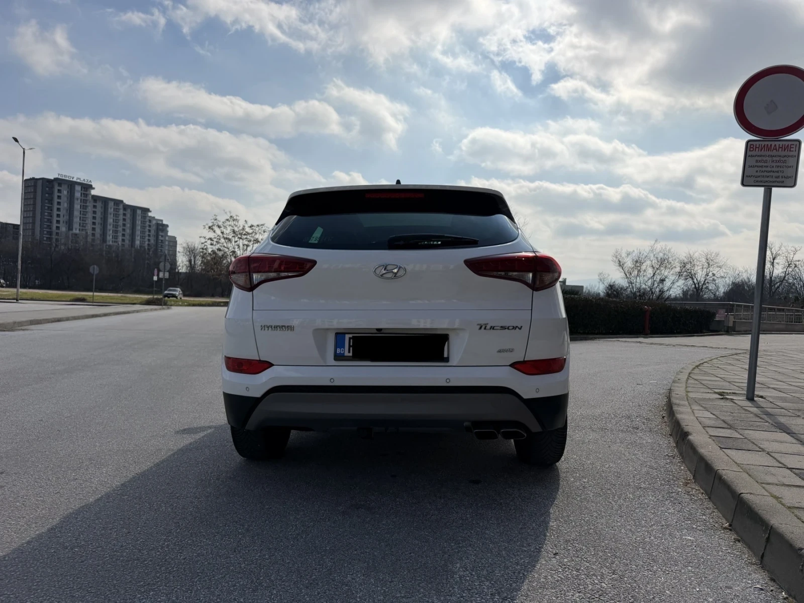 Hyundai Tucson 2.0 CRDI, снимка 5 - Автомобили и джипове - 53690504