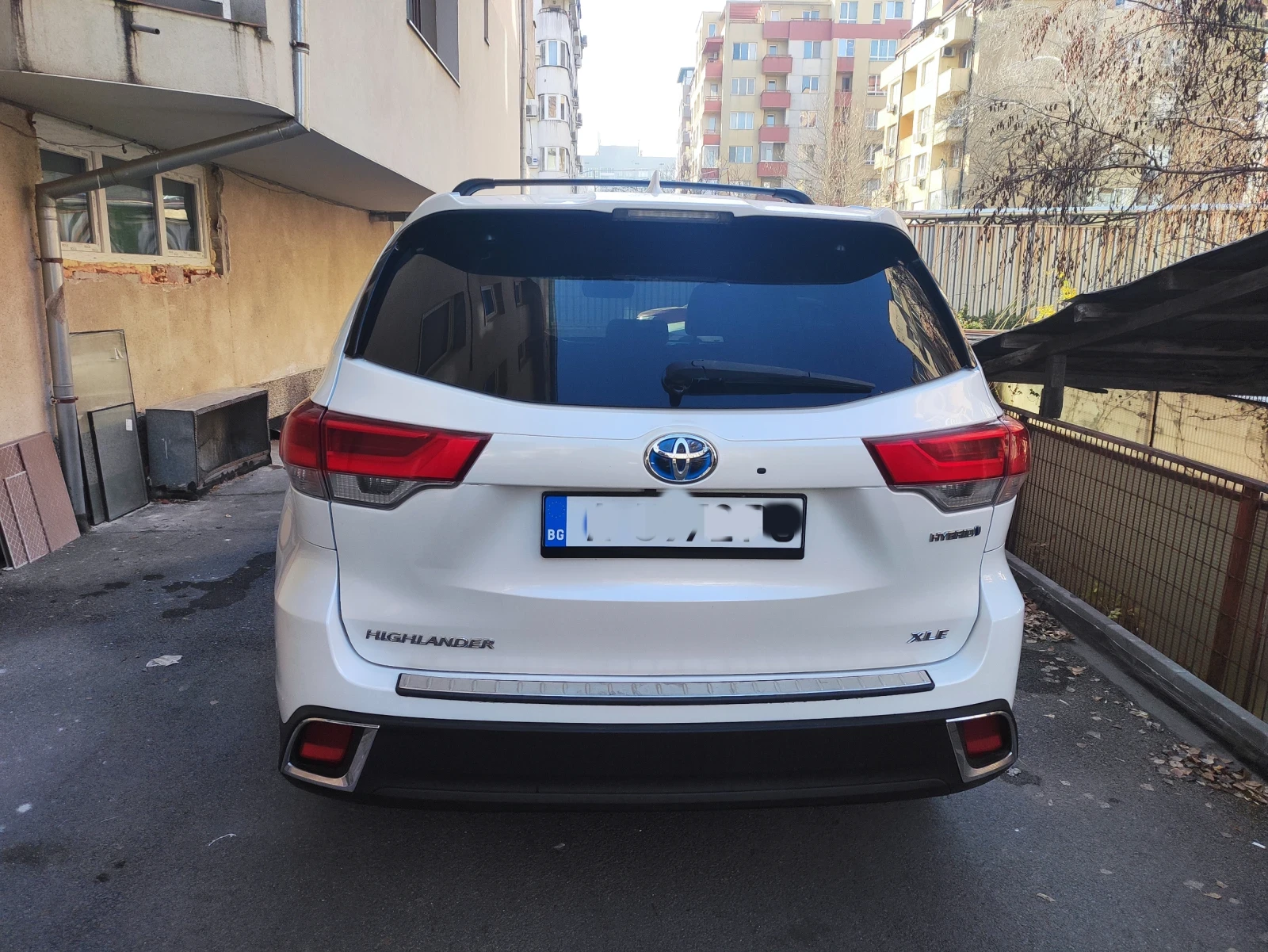 Toyota Highlander XLE 3.5 HYBRID HEV 7+ 1, снимка 6 - Автомобили и джипове - 53945744