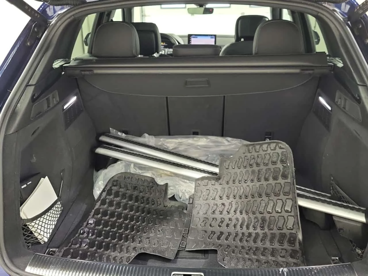 Audi Q5  PROGRESSIV / CARFAX/DISTRONIC/CAMERA, снимка 14 - Автомобили и джипове - 53947578