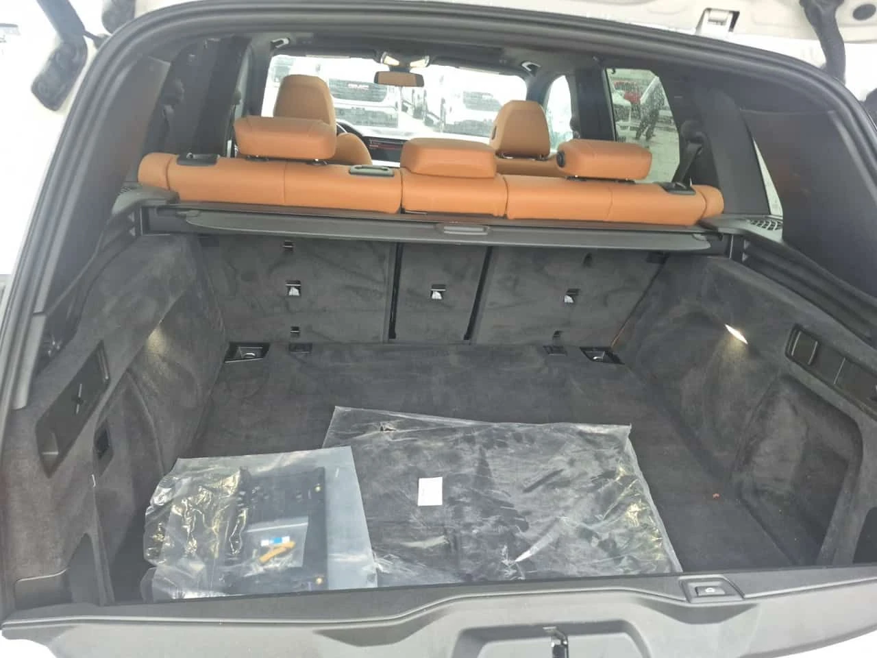 BMW X5 * XDRIVE40I * 2 КЛЮЧА* PANO* ПОДГРЕВИ* KEYLESS* CA, снимка 14 - Автомобили и джипове - 54209157