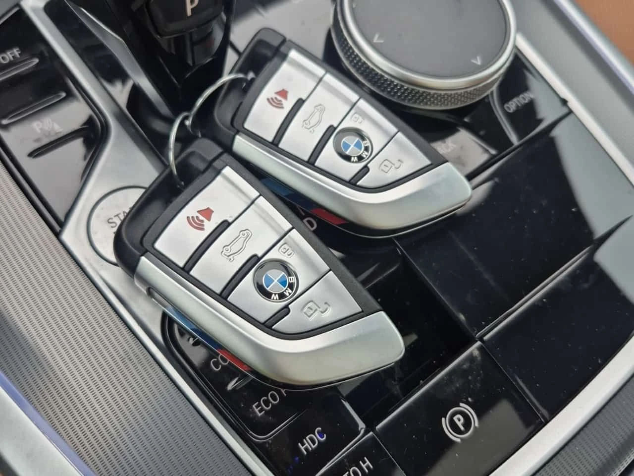 BMW X5 * XDRIVE40I * 2 КЛЮЧА* PANO* ПОДГРЕВИ* KEYLESS* CA, снимка 8 - Автомобили и джипове - 54209157