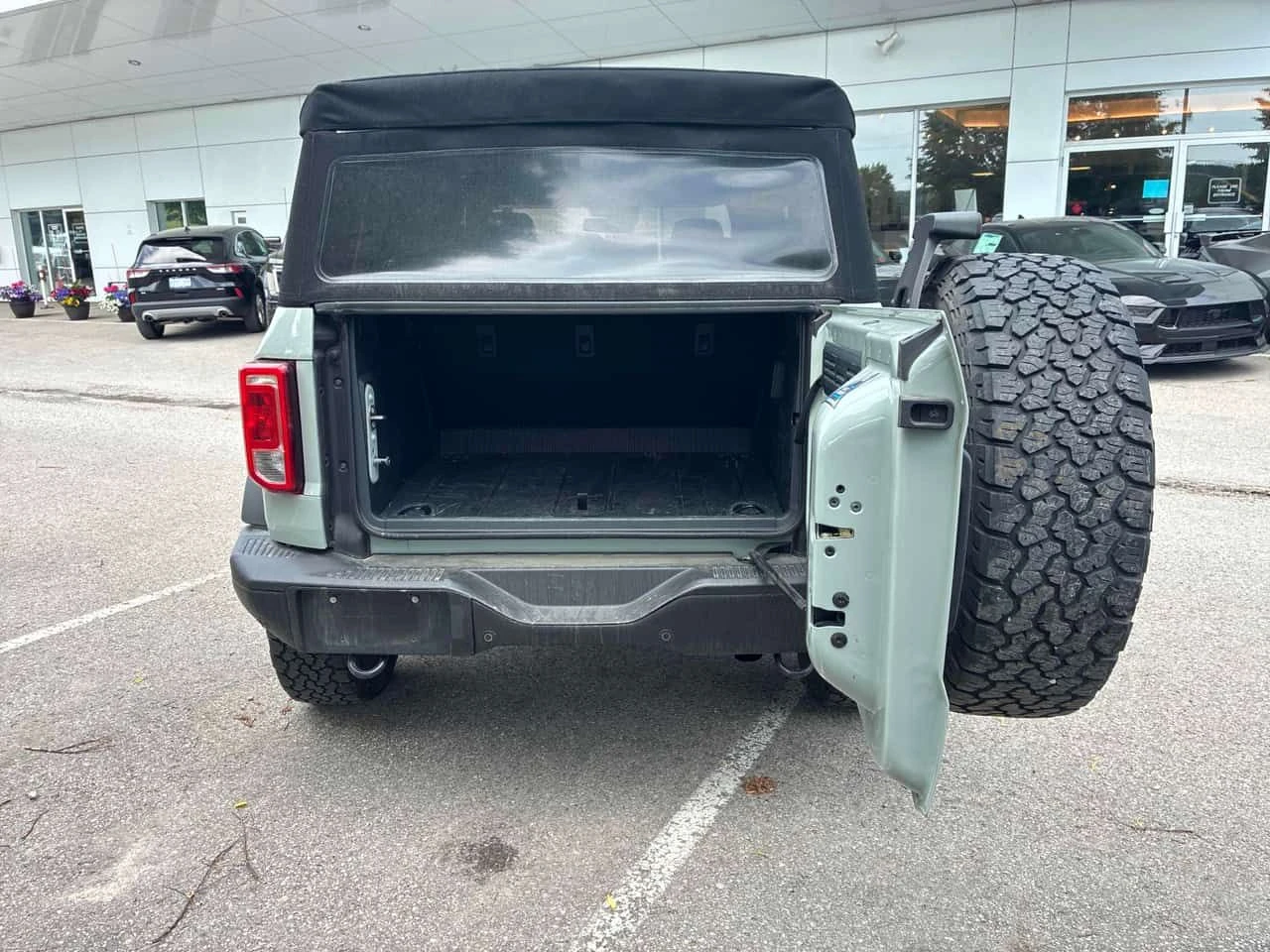 Ford Bronco * 4 Door 4x4 * АВТОКРЕДИТ * ПРЕДСТАВИТЕЛСТВО, снимка 11 - Автомобили и джипове - 54970819