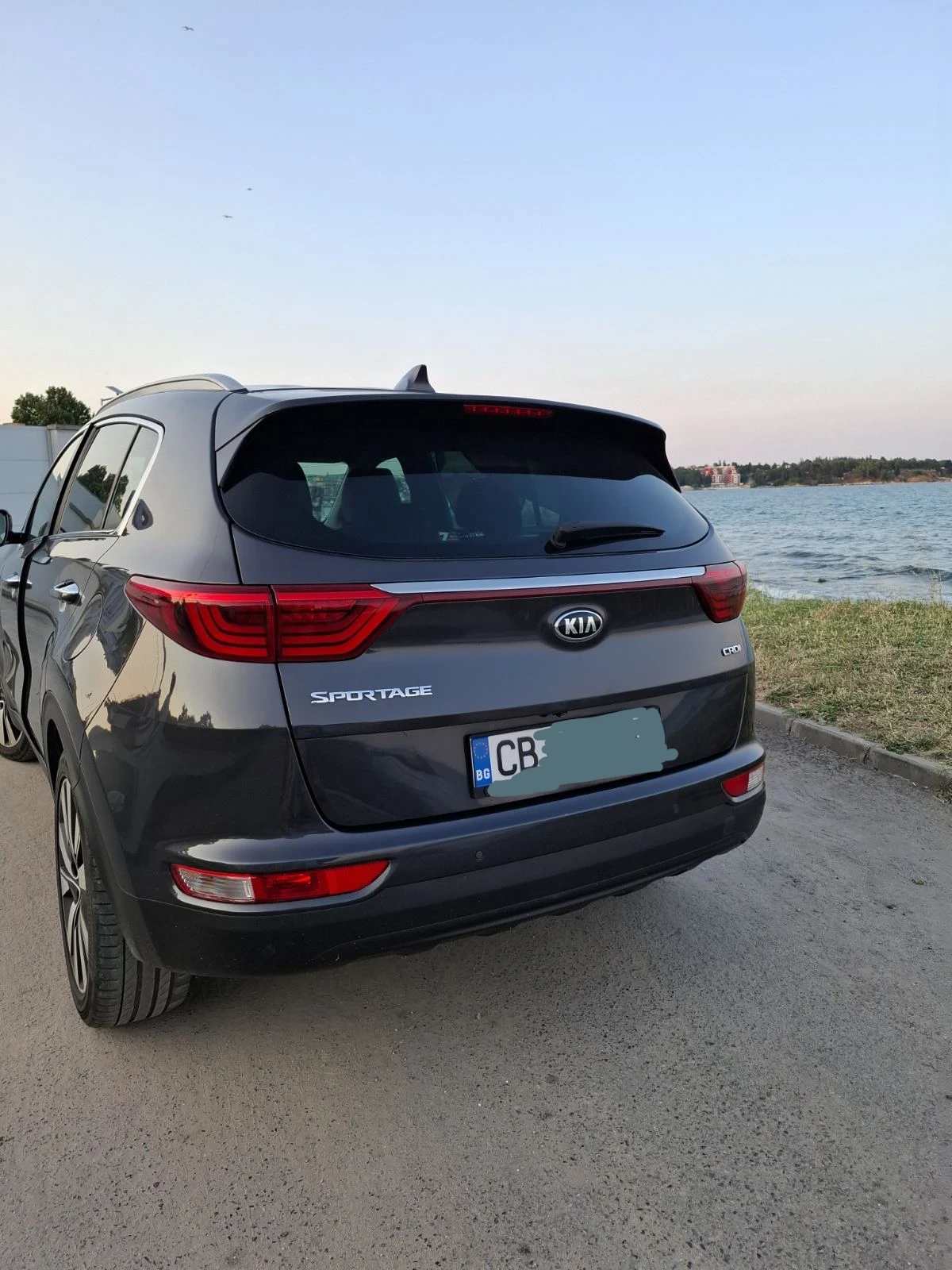 Kia Sportage 1.7crdi, снимка 2 - Автомобили и джипове - 55251823