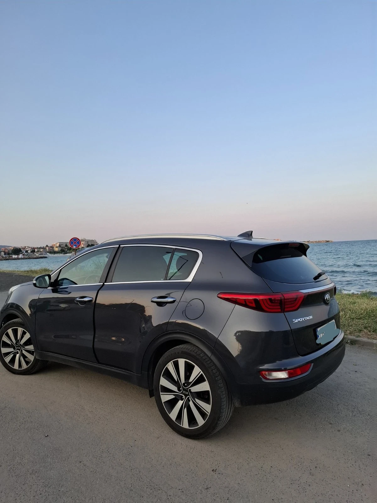 Kia Sportage 1.7crdi, снимка 3 - Автомобили и джипове - 55251823