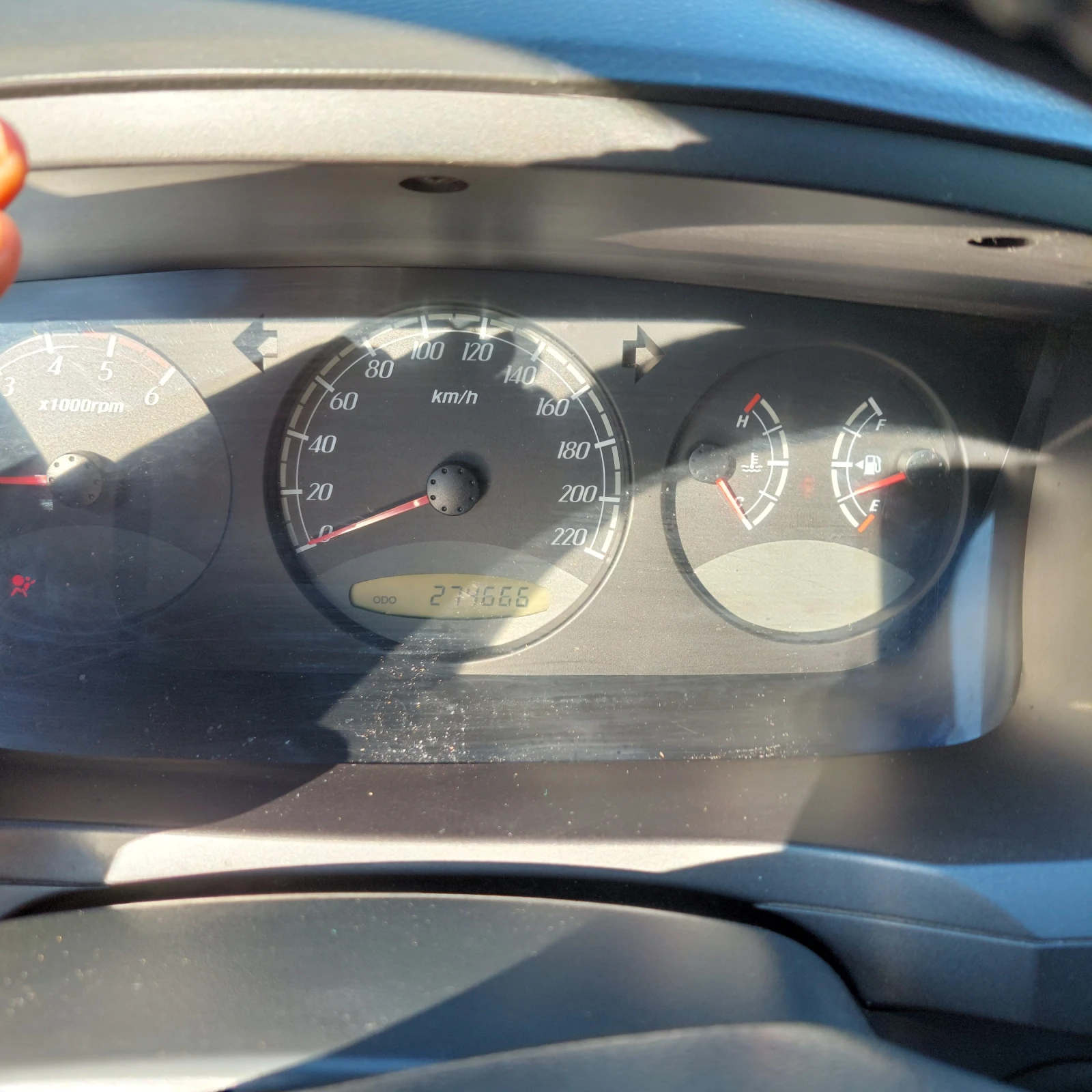 SsangYong Kyron XDi 4WD, снимка 10 - Автомобили и джипове - 55621853