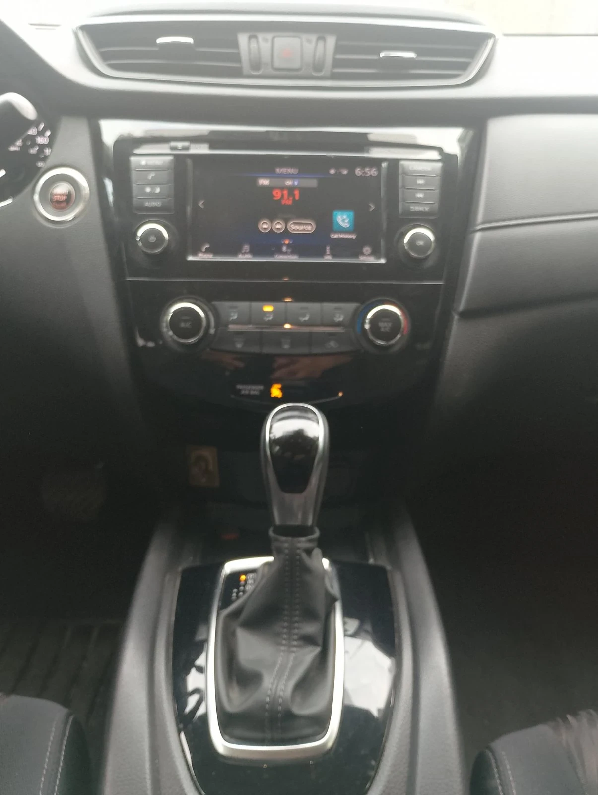Nissan Rogue, снимка 11 - Автомобили и джипове - 55890566
